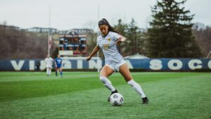 WVU ROUNDUP: Women's soccer jumps to No. 4 in latest poll; Goetz, Tipton lead Mountaineers to 7th place finish at Bulls Bay